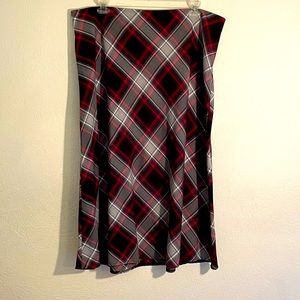 Cato Red, black, gray, and white plaid skirt. size 22/24